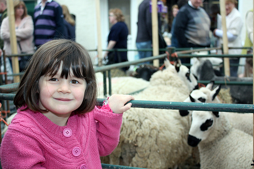 files/stc/news-assets/img/Philip's upload folder - images/Wool Fair child.jpg